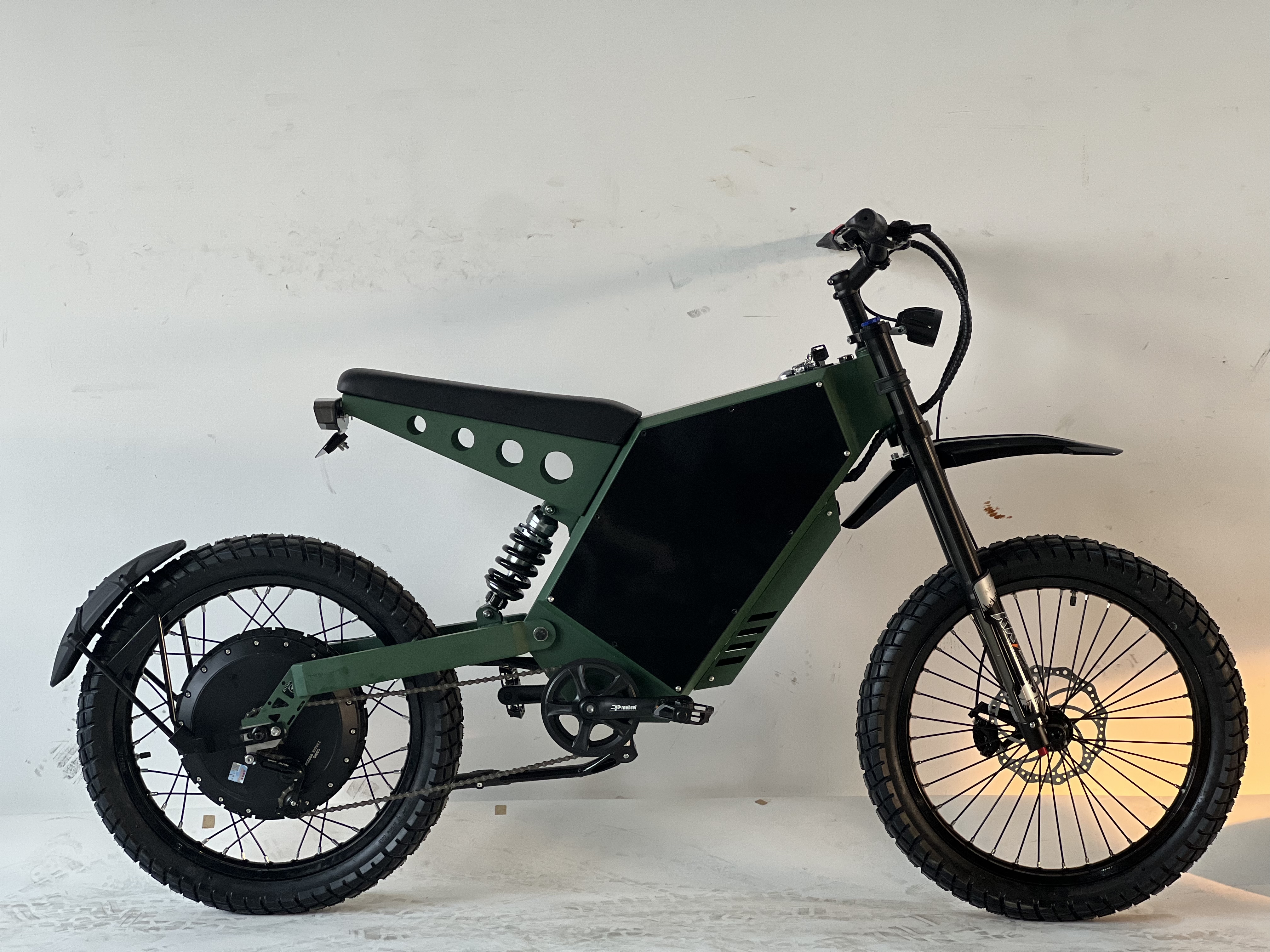 High-Speed Ebike with 72V 12000W Motorbike Steel Frame 12000W E-Bike Enduro Electric Bicycle
